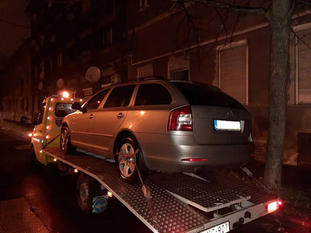 Autómentés a 16. kerületben