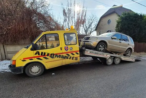 Taki autómentő ár