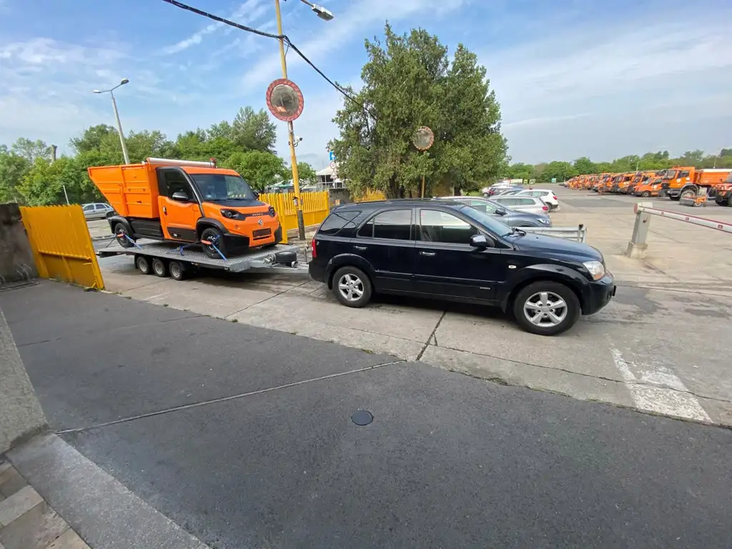 Elektromos kisteherautók szállítása