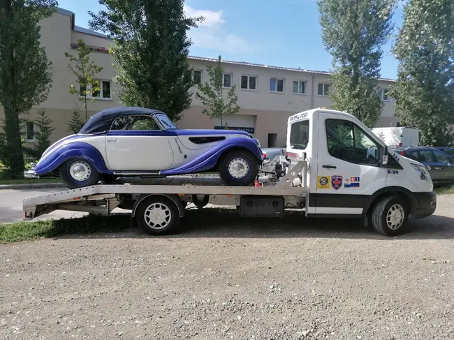 Veterán és oldtimer autók szállítása